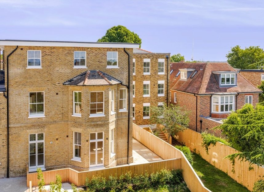 Thornton House agent listing photograph